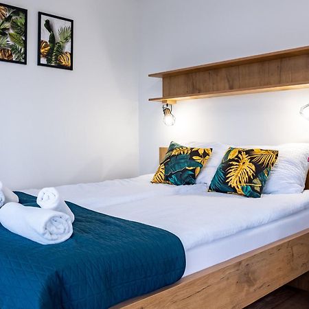Rajska Polana Domki Premium ,Na Odludziu Z Prywatna Balia Z Jacuzzi I Sauna ,Cisza,Rowery Elektryczne,Gory,Astroprzygoda,- Adrspach, Skalne Miasto, Zamek Ksiaz,Andrzejowka,Karpacz, Sniezka,Janskie Laznie,Pec Mieroszow Exterior foto